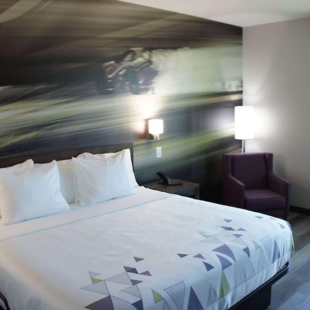 La Quinta Inn & Suites By Wyndham Braselton Extérieur photo