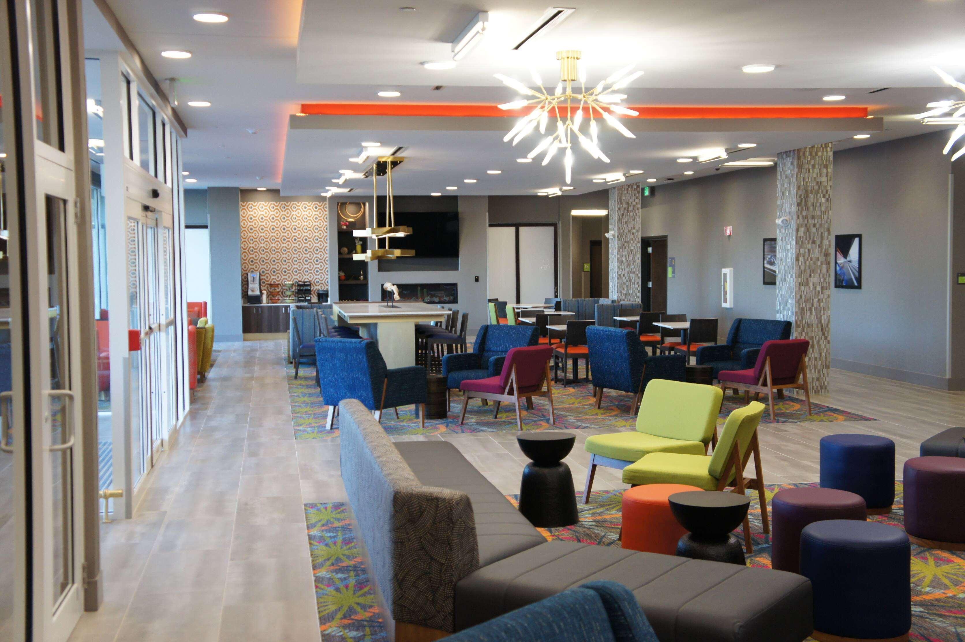La Quinta Inn & Suites By Wyndham Braselton Extérieur photo