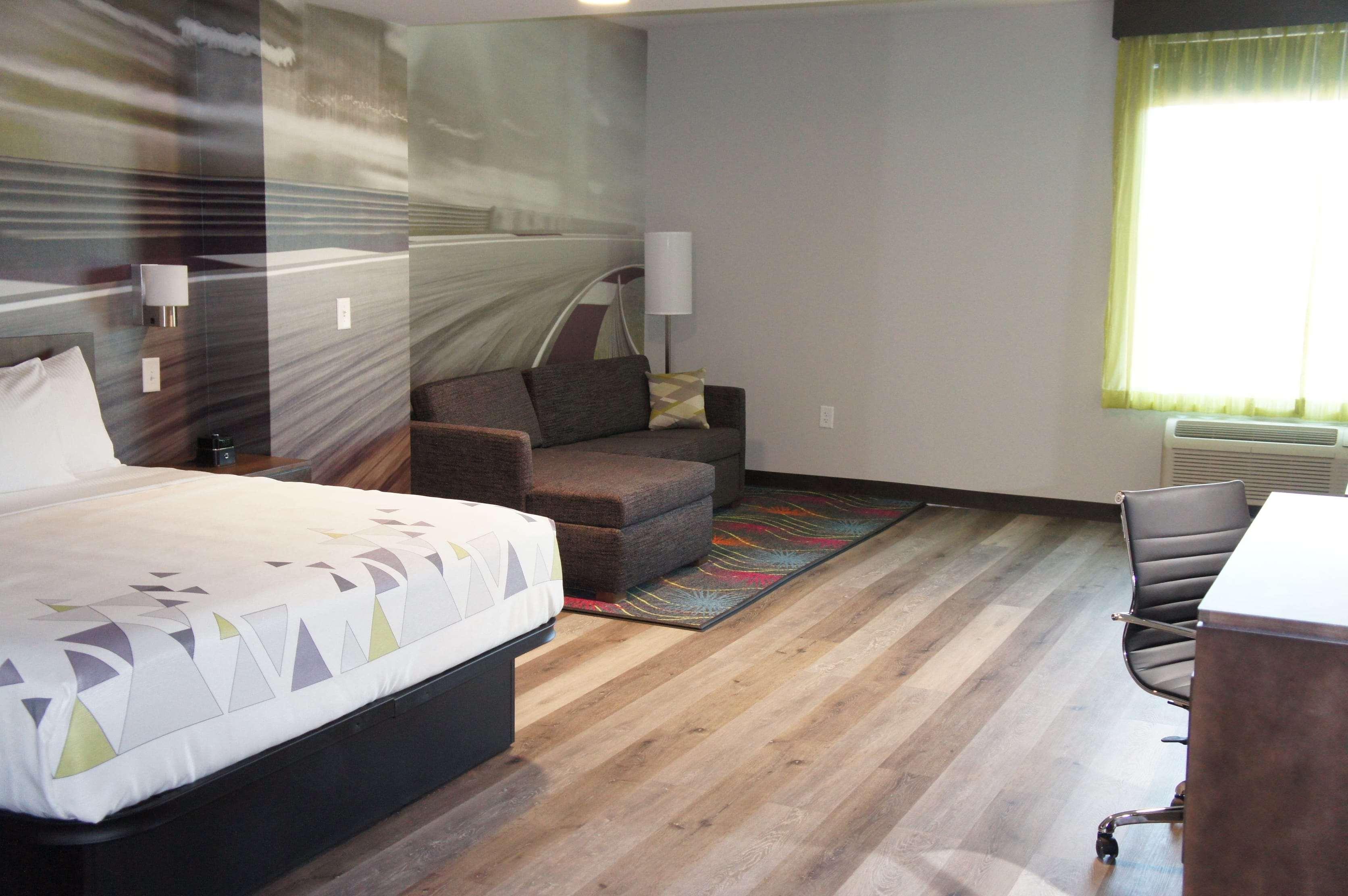 La Quinta Inn & Suites By Wyndham Braselton Extérieur photo